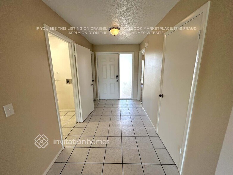 Building Photo - 6076 Morningdale Ave