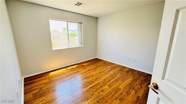 Building Photo - 1586 Peaceful Pine St