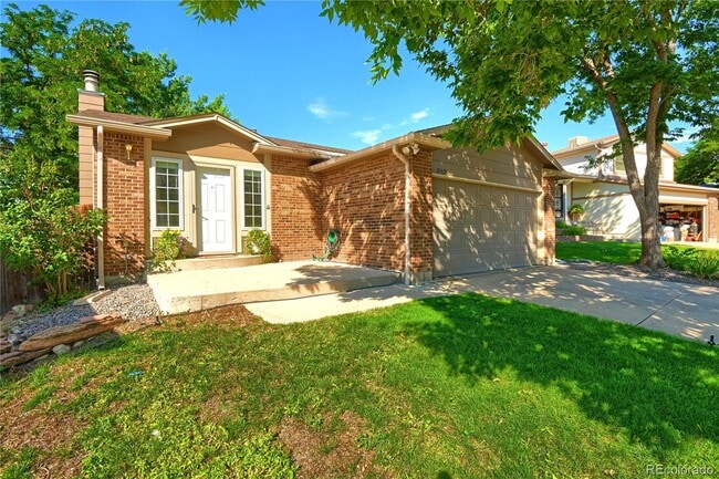 Primary Photo - 10419 Iris Way