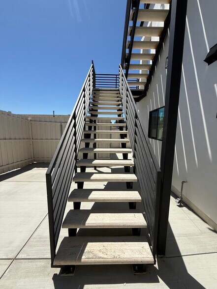 Building Photo - 615 Manchester Terrace