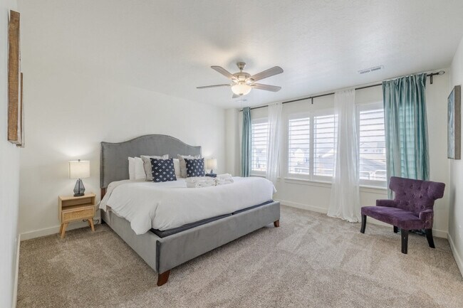 Building Photo - 408 S 680 E