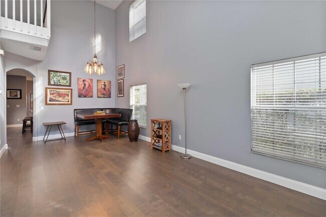 Building Photo - 9797 Portofino Dr