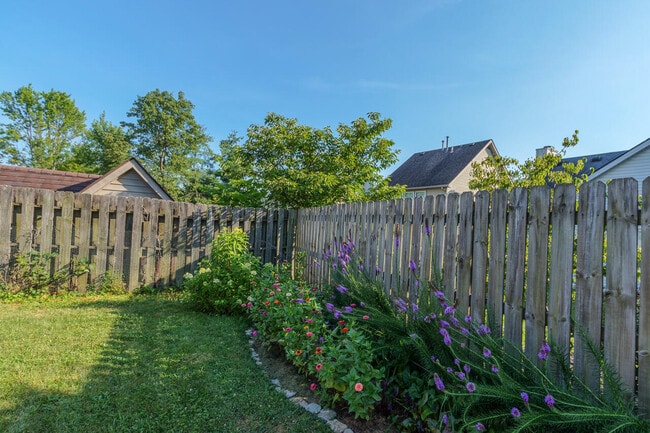 Building Photo - 3789 White Pine Dr