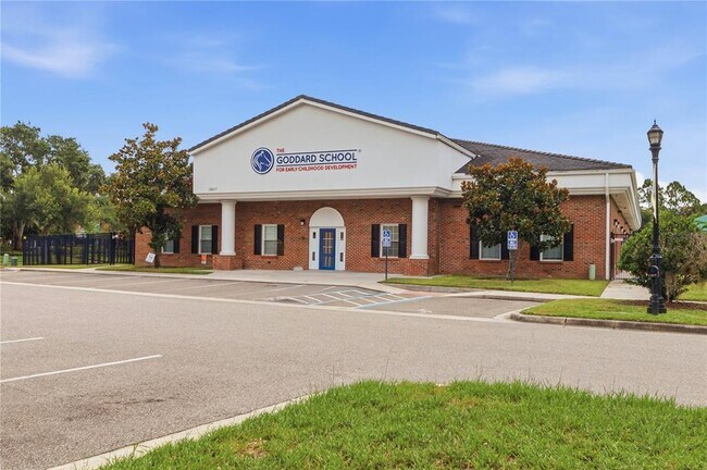 Building Photo - 14606 Bournemouth Rd