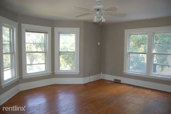 Primary Photo - 223 S Johnson St
