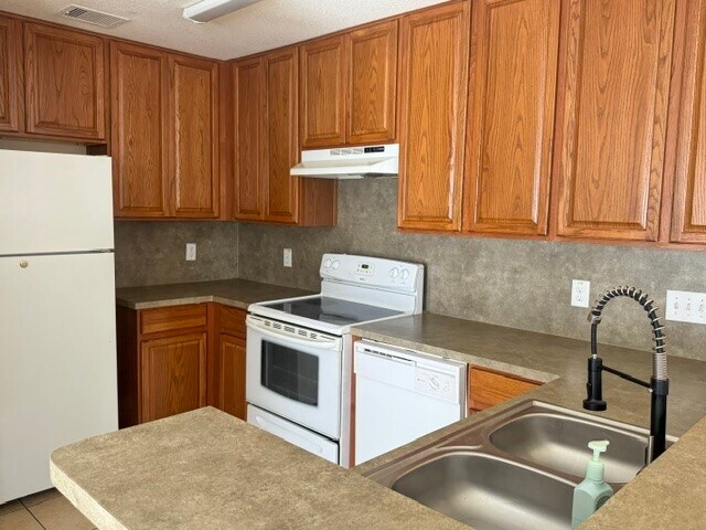 Building Photo - 3817 Shire Valley Dr