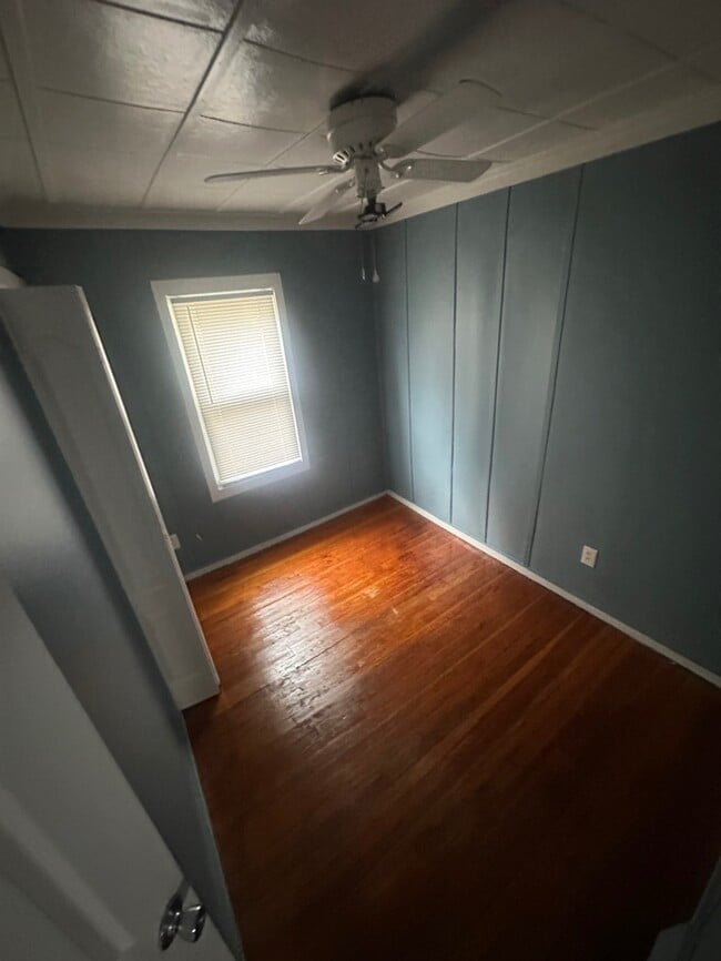 Building Photo - 8671 Hudson Ave