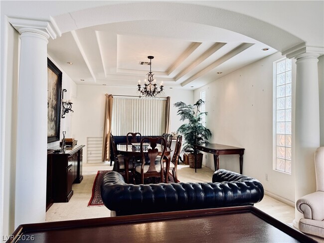 Building Photo - 2429 Tour Edition Dr