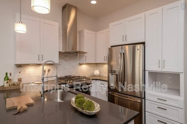 Building Photo - 821 Melpark Ct