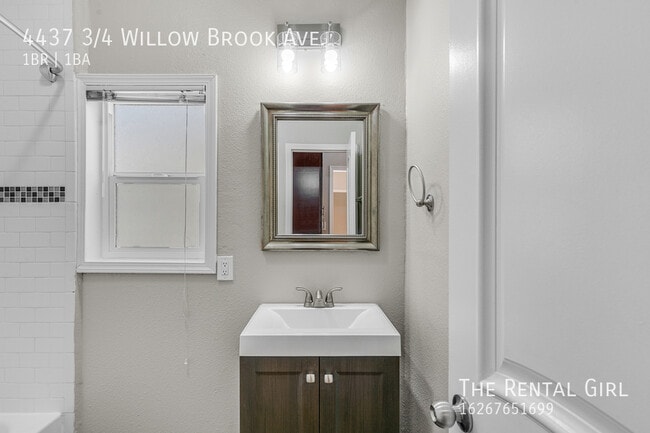 Building Photo - 4519 3/4-4434 Willow Brook Ave