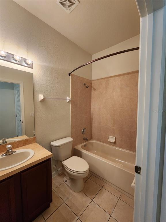 Building Photo - 3025 Greystone Loop