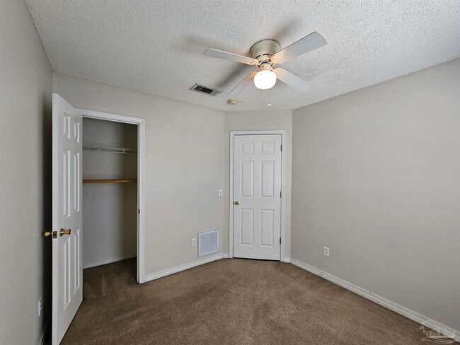 Building Photo - 4347 Crosswind Dr