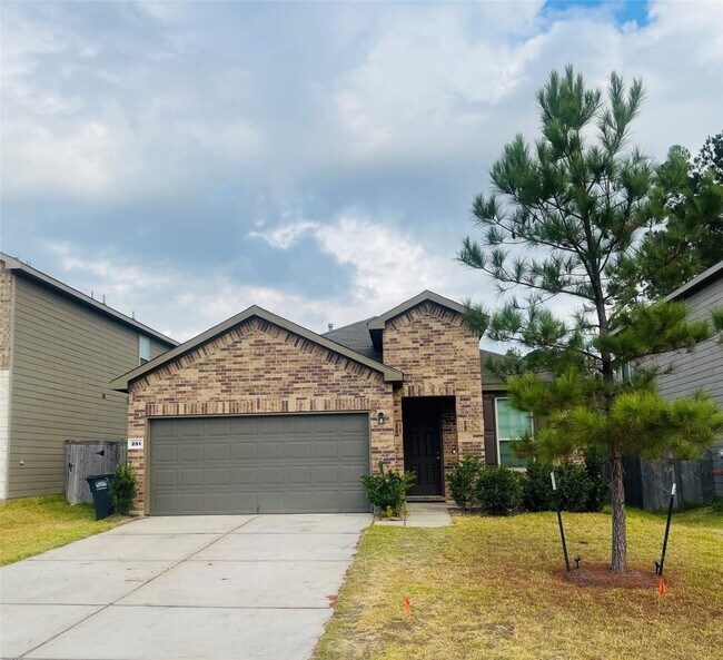 Primary Photo - 251 Pine cavern dr