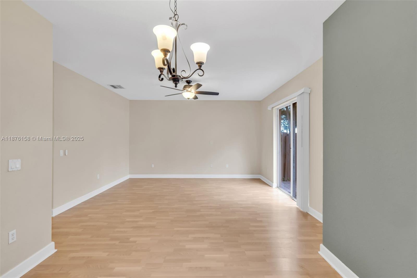 Building Photo - 8706 Blaze Ct