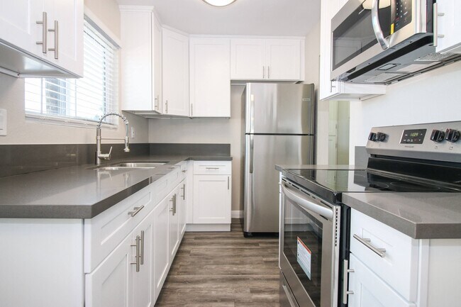 Floorplan - 20936 Amie Ave.