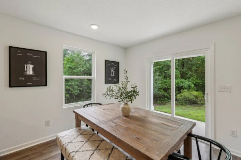 Building Photo - 1044 Clifton Ct