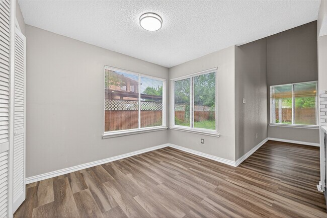 Building Photo - 12307 Gambit Dr