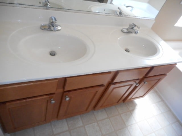 Building Photo - 5 Silverbrook Ct