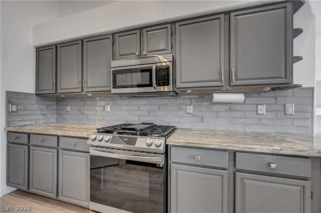 Building Photo - 7213 Elite Ct