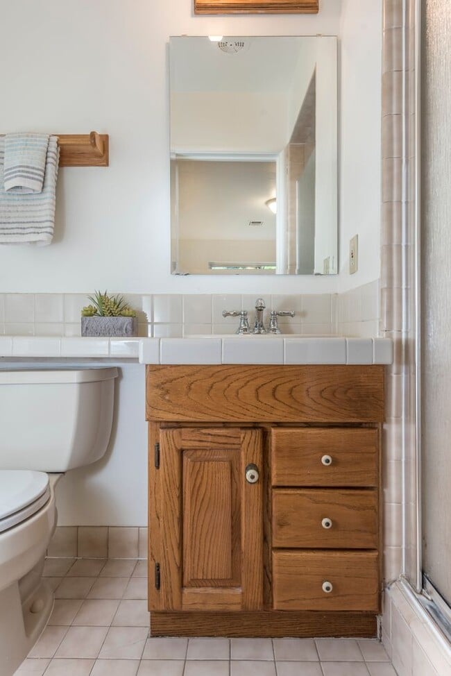 Building Photo - North Napa 4 bed 3 bath Home Available to ...