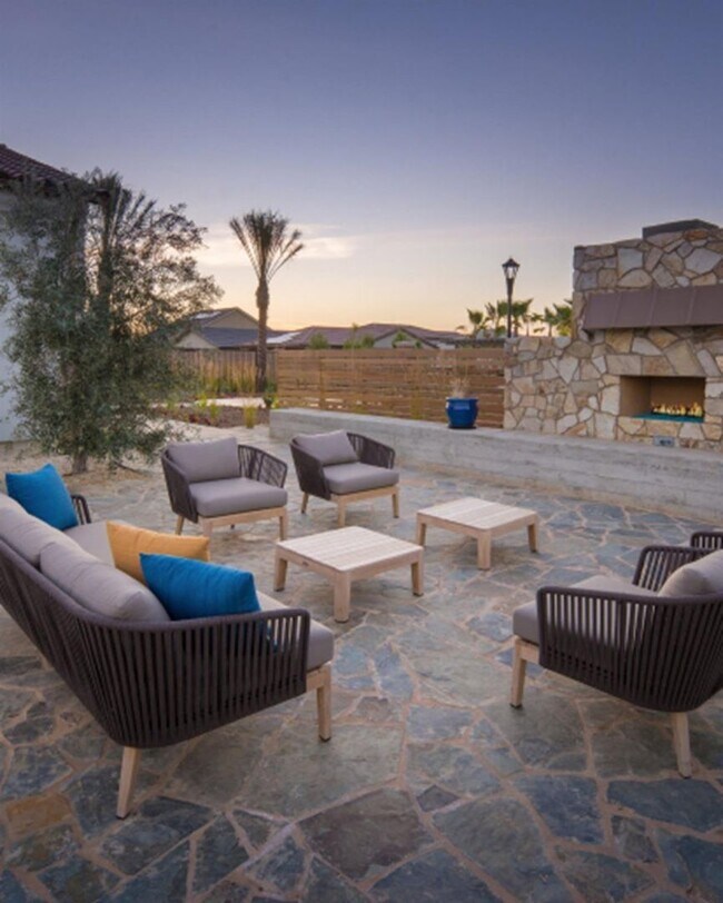 Building Photo - Newer 55+ Gated SOLAR Home in El Dorado Hills for Rent