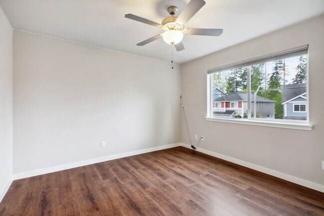 Building Photo - 7923 161st Street Ct E