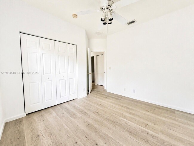 Building Photo - 12572 Shoreline Dr
