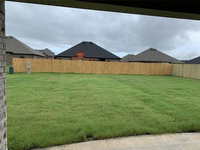 Building Photo - 615 North Drewrys Bluff Drive