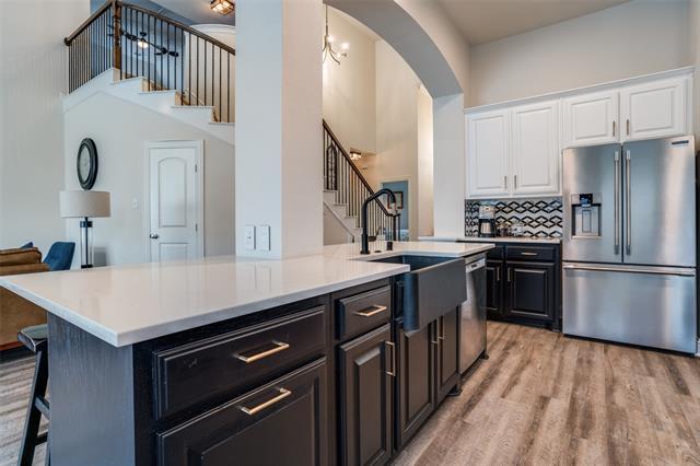 Building Photo - 861 Wind Brook Ln