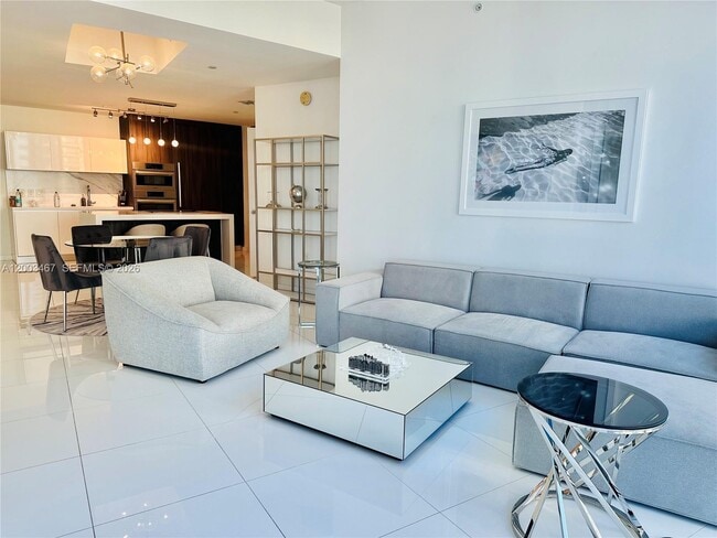 Building Photo - 851 NE 1st Ave