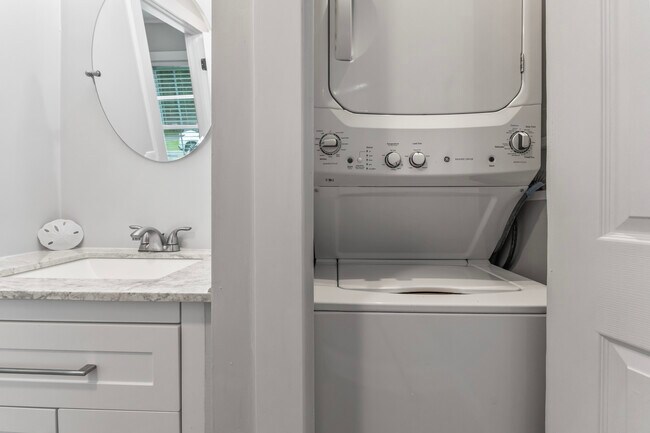 Building Photo - 247 Berwick Rd