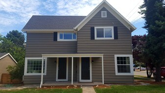 Building Photo - 1901 Douglas St