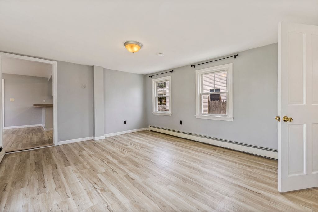 Building Photo - 83 Richardson St