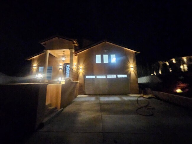 Building Photo - Brand New Construction 3-Bedroom Home for Rent in Canyon Country
