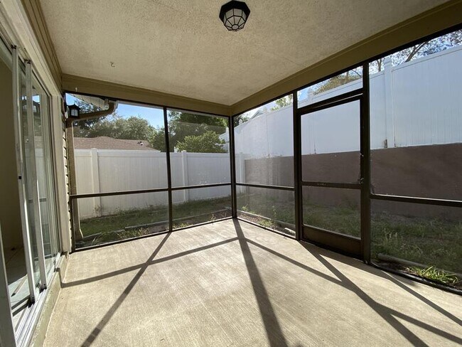 Building Photo - 2908 Quincy Ct