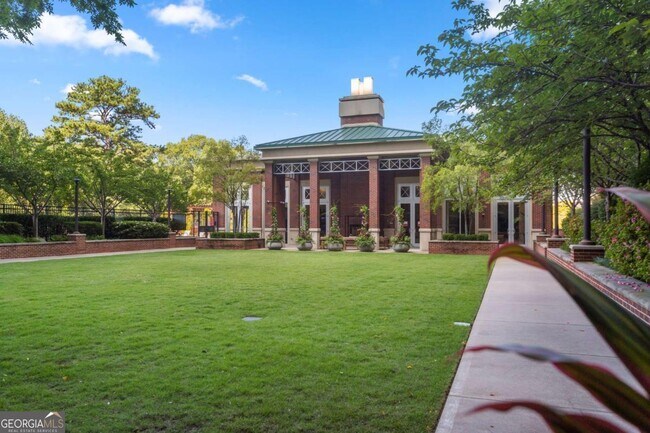 Building Photo - 1820 Peachtree St NW