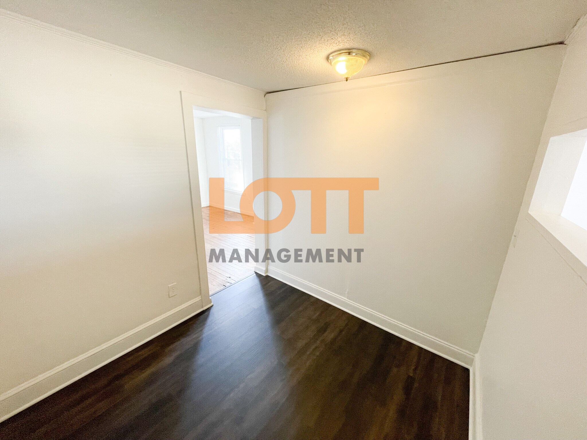 Building Photo - 27 Pendleton Rd