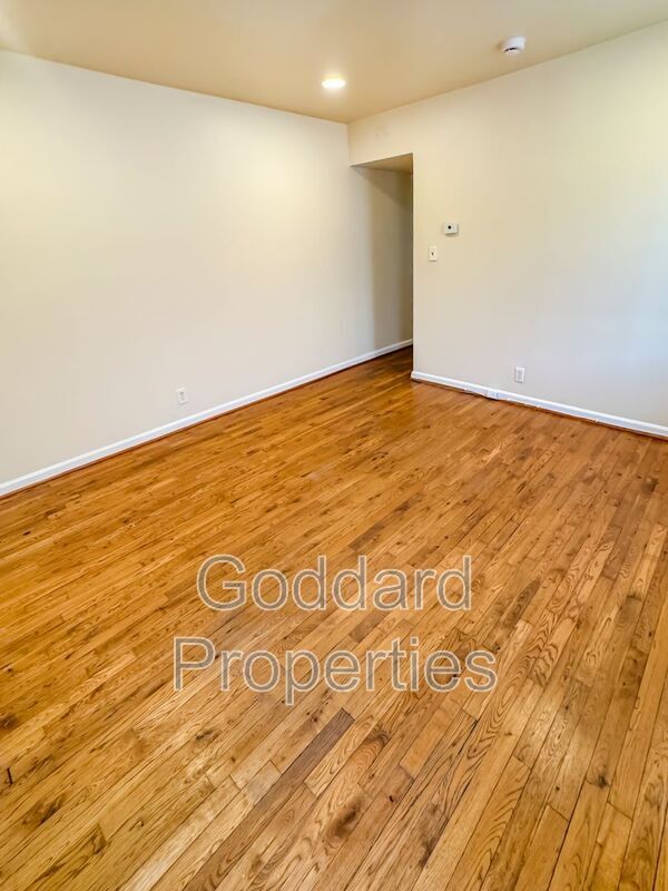 Building Photo - 1801 S Charles St