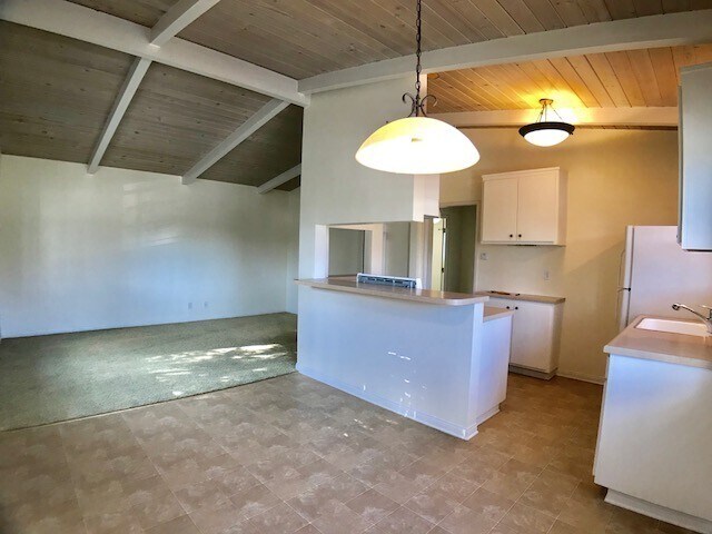 Building Photo - 130 W Valerio St
