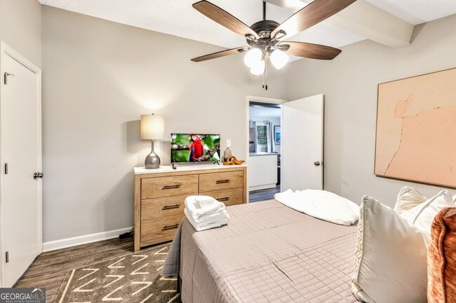 Building Photo - 165 Cole Lake Rd