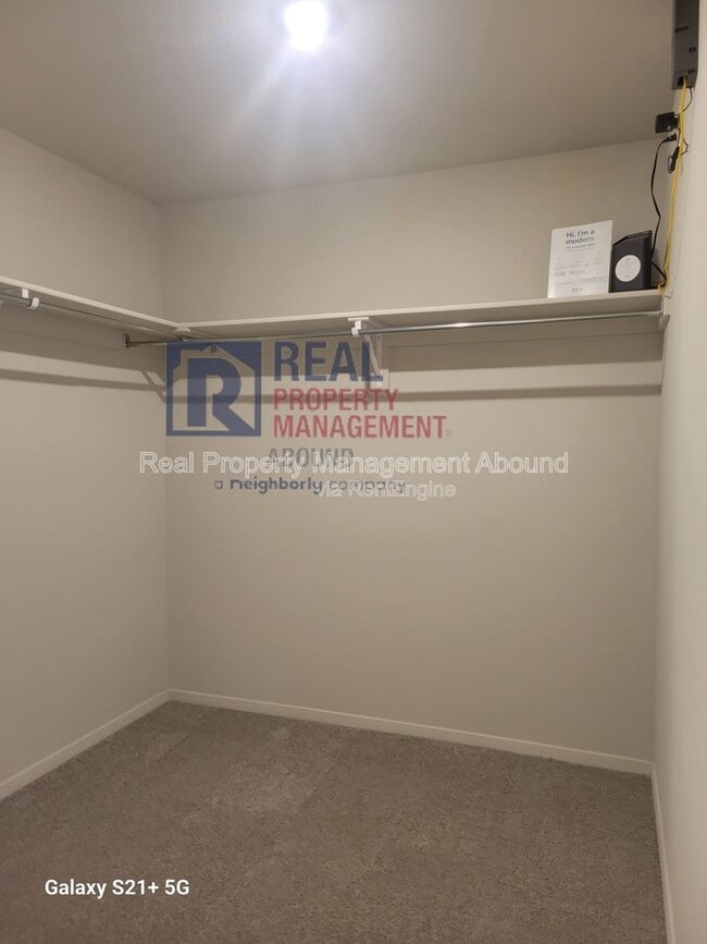 Building Photo - 8510 E 163rd St S