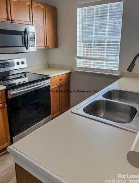 Building Photo - 5965 Cougar Ln