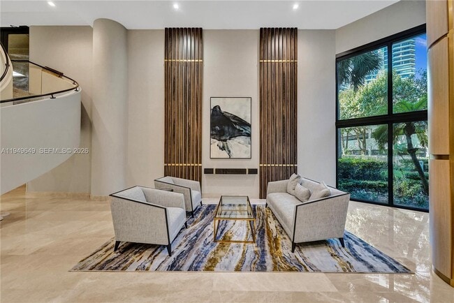 Building Photo - 3500 Mystic Pointe Dr