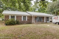 Building Photo - 16201 Cervantes Ct