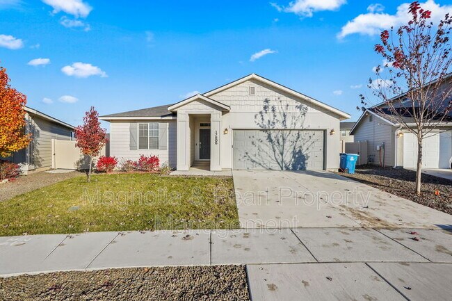 Building Photo - 17806 N Pegram Way