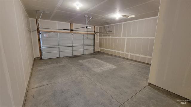 2 Car Garage - 2981 Lisa Ct