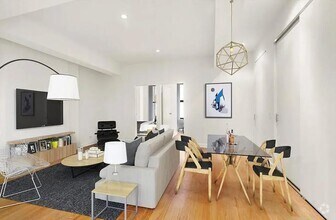 Building Photo - 3 bedroom in NEW YORK NY 10005