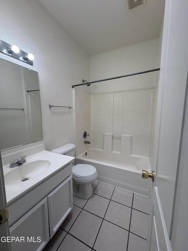 Building Photo - 2333 Hannah Leigh St