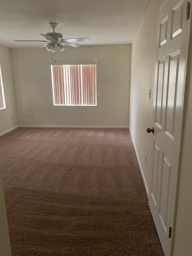 Building Photo - 1785 Fairview Shores Dr