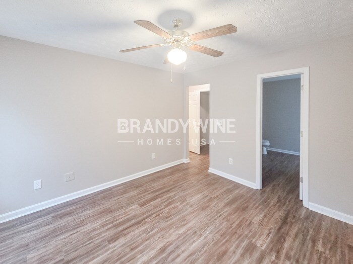 Building Photo - 5260 Tussahaw Crossing